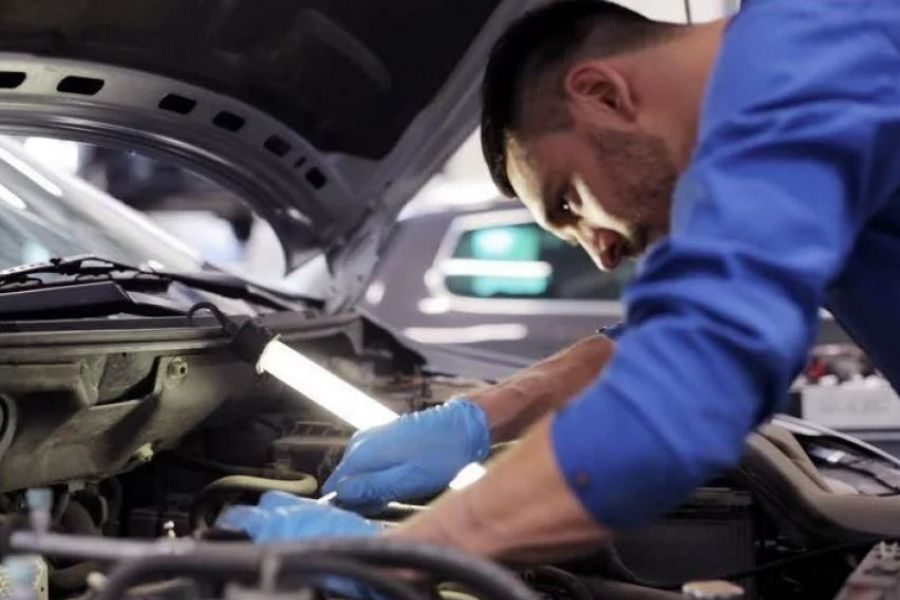 Riječki automehaničar uzeo pet auta na popravak, pa ih prisvojio i ...